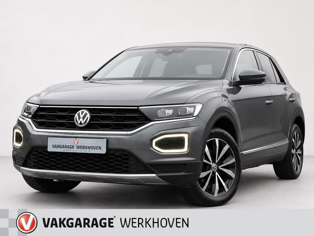 Volkswagen T-Roc - 1.0 TSI Style 115pk | Parkeersensoren | Camera | Adaptive Cruise - AutoWereld.nl