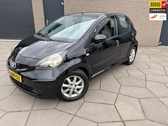 Toyota Aygo - 1.0-12V | AIRCO| 5 Deurs | Lichtm. velg.|All season|Zwart metallic