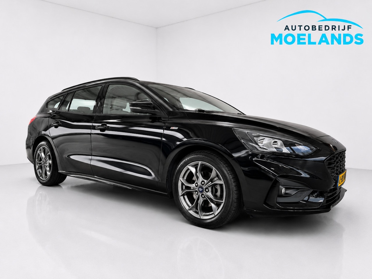 Ford Focus Wagon - 1.0 EcoBoost ST Line Business 1.0 EcoBoost ST Line Business - AutoWereld.nl