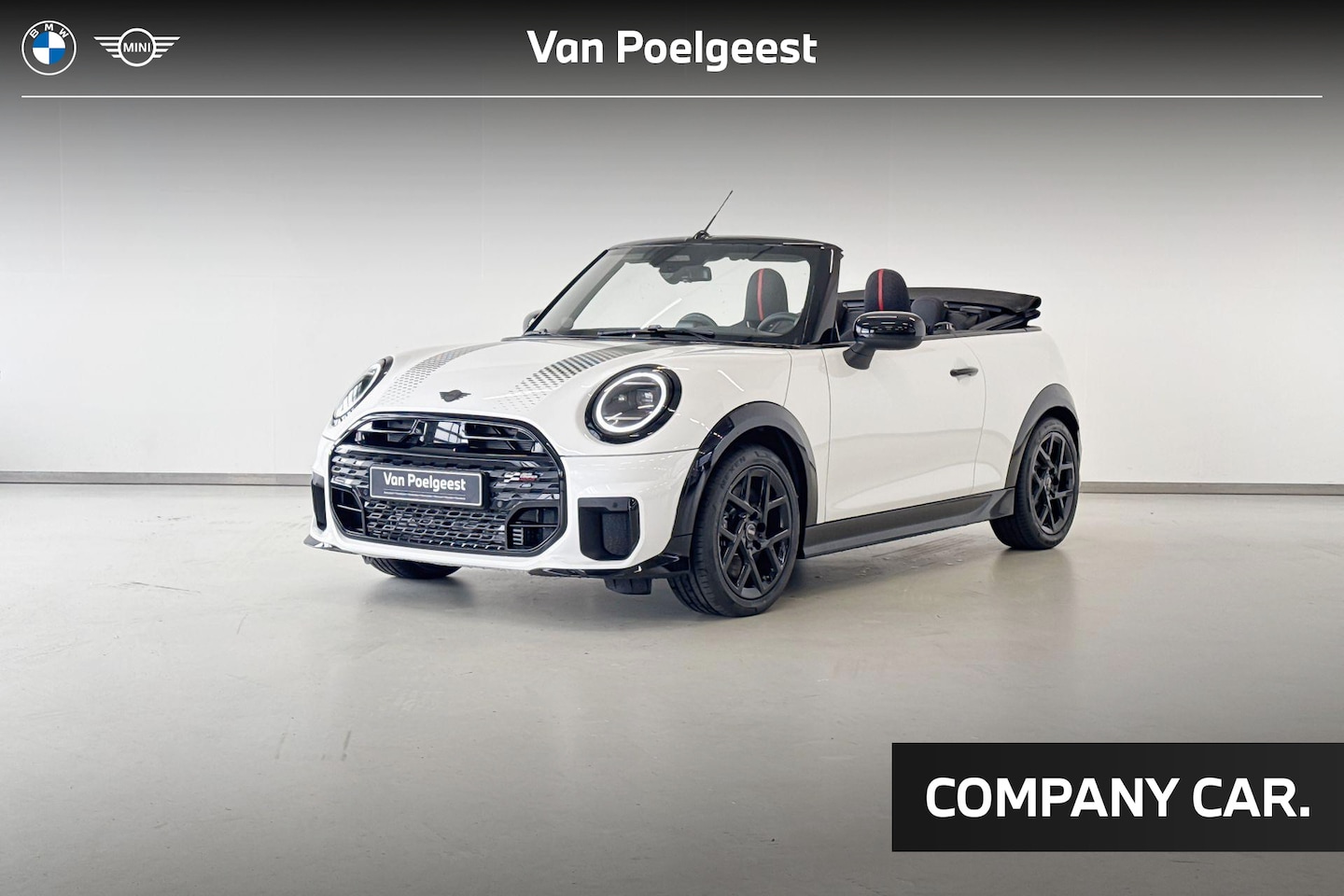 MINI Cabrio - Cooper 2.0 Cooper C John Cooper Works M | 17 Inch John Cooper Works Sprint Spoke black - AutoWereld.nl