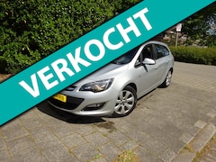 Opel Astra Sports Tourer - 1.7 CDTi Cosmo met APK