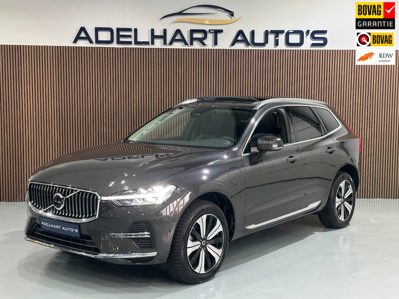 Volvo XC60 - 2.0 T8 Plug-in hybrid AWD Ultimate 458 PK / Panorama dak / Lederen interieur / Elektrische - AutoWereld.nl