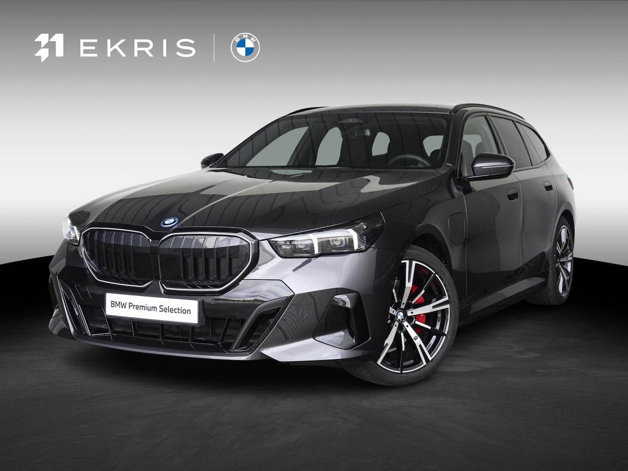 BMW 5-serie Touring - 530e | M Sportpakket Pro | Glazen Panoramadak | Harman-Kardon | Verwarmd Stuurwiel | Comfo - AutoWereld.nl