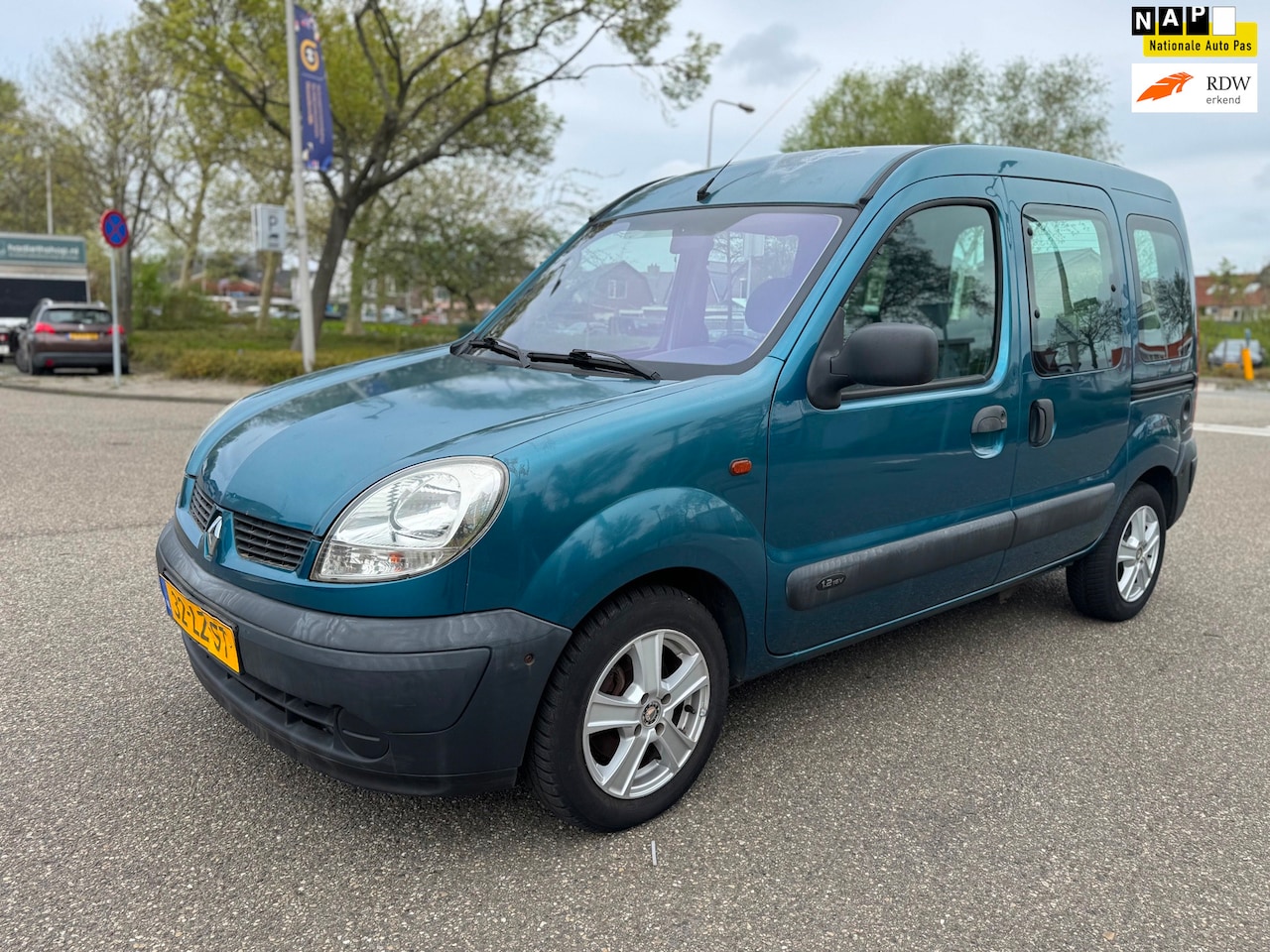 Renault Kangoo - 1.2-16V Privilège / rolstoel auto / invalide auto…… - AutoWereld.nl