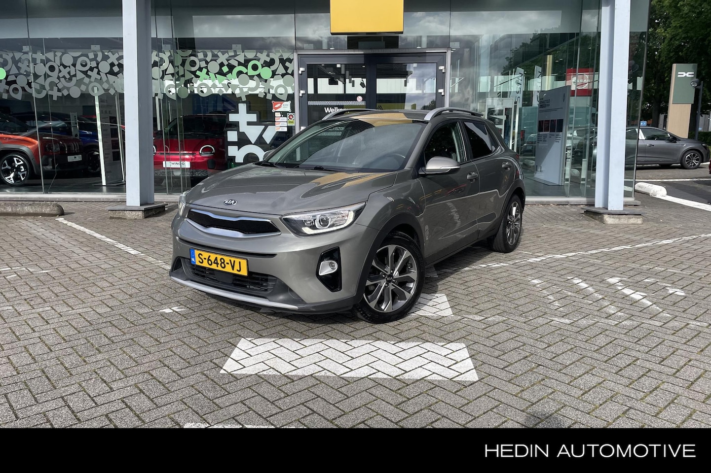 Kia Stonic - 1.0 T-GDi ExecutiveLine | Leder | Camera | Automatische airco | Keyless | Stoelverwarming - AutoWereld.nl
