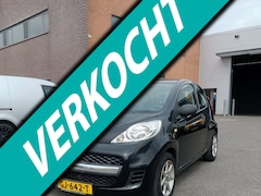 Peugeot 107 - 1.0-12V XR