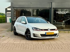 Volkswagen Golf - 2.0 TSI GTI Performance Nieuwe velgen+ banden