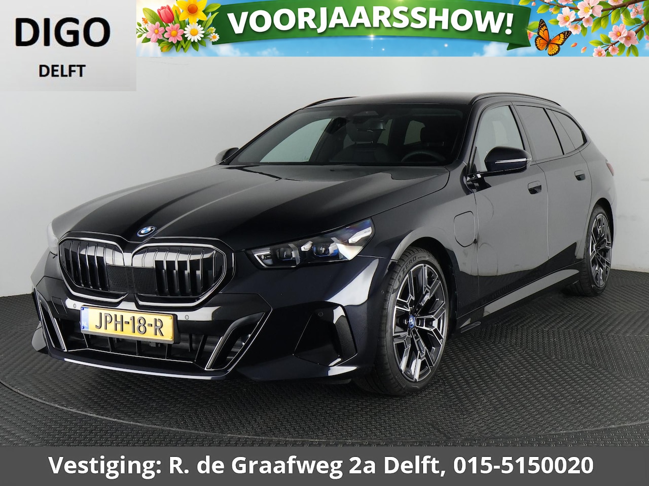 BMW 5-serie Touring - 530e M-Pakket | Harman Kardon | Elektrisch wegklapbare trekhaak | Leder | december '25 | N - AutoWereld.nl