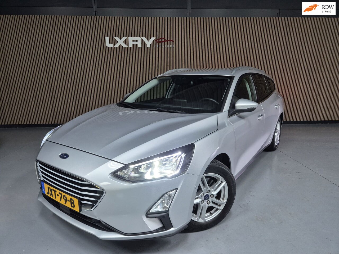Ford Focus Wagon - 1.0 EcoBoost Titanium X Business | Clima| Carplay | Camera | Navi | Stoelverwarming | - AutoWereld.nl