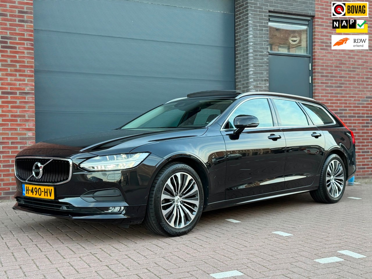 Volvo V90 - 2.0 T4 Momentum Pro | Panoramadak | Leder | Pilot assist | Adap Cruise | BLISS | NL-Auto - AutoWereld.nl