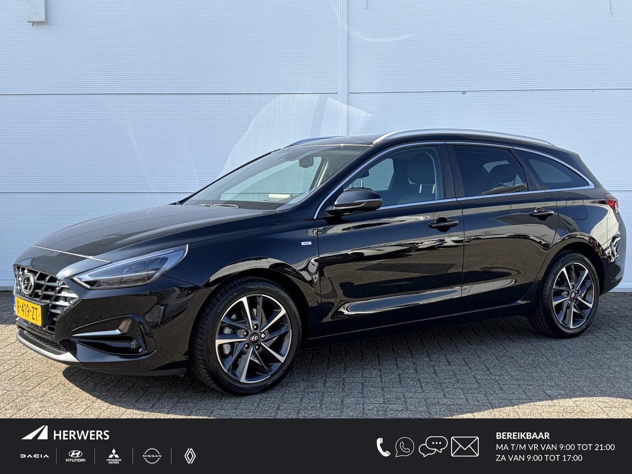 Hyundai i30 Wagon - 1.5 T-GDi MHEV Premium / Stoelverwarming en Stoelverkoeling / Apple Carplay/Android Auto / - AutoWereld.nl