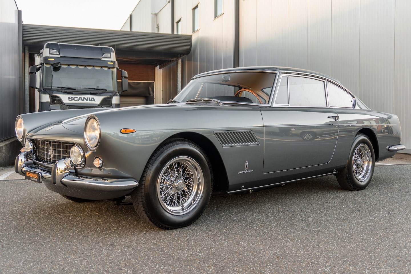 Ferrari 250 - GT/E 2+2 - Grigio Fumo - #2675 GT - Completely Restored - AutoWereld.nl