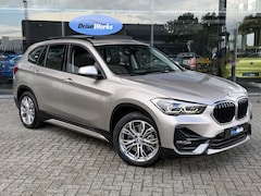 BMW X1 - xDrive25e Sport | PANA | Head-up | H&K | Camera | Weinig km | 1. Eigenaar | Excecutive Int