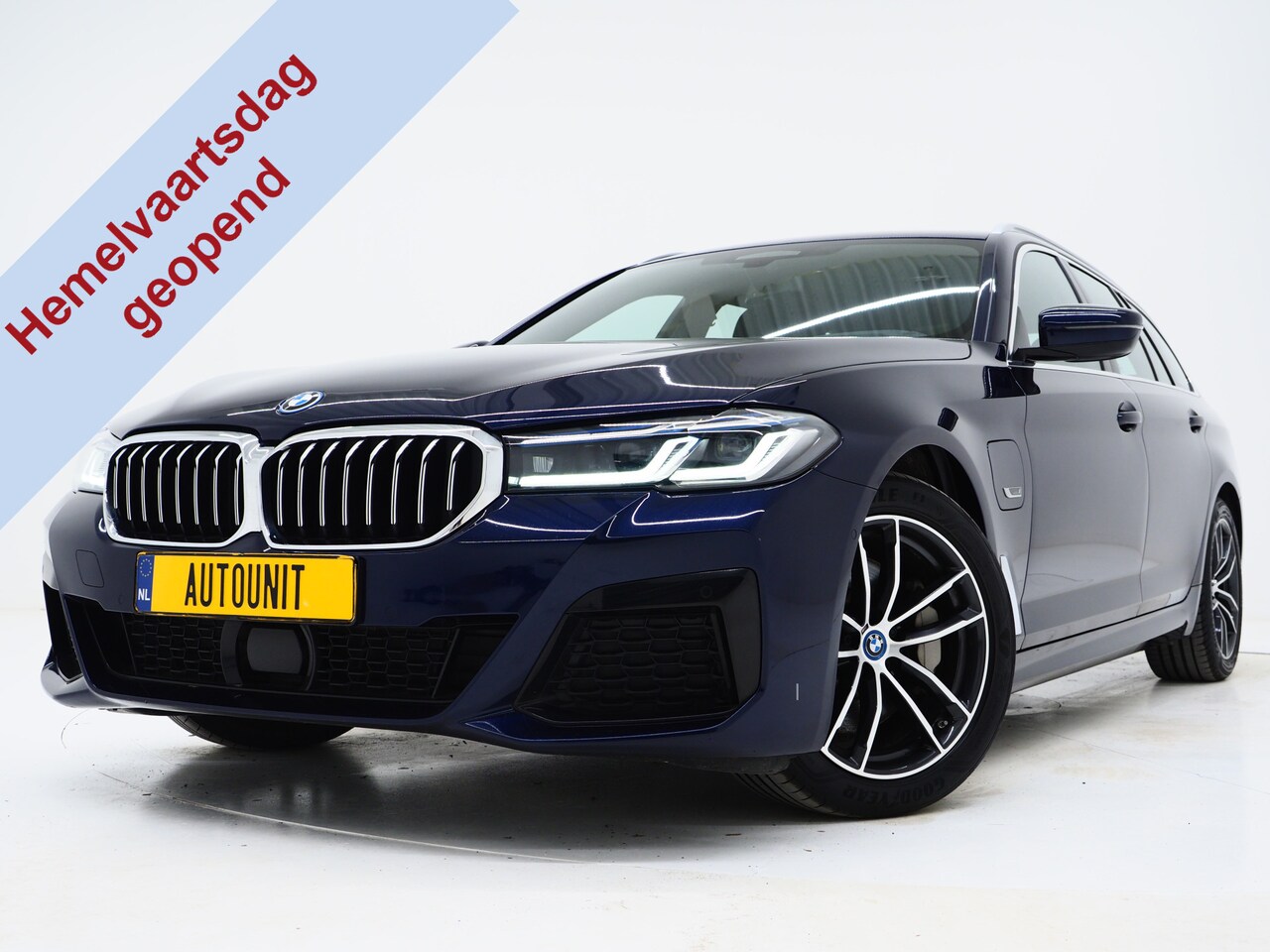 BMW 5-serie Touring - 530e xDrive M Sport | Harman/Kardon | LaserLED | Adaptive Cruise | Sportstuur | Keyless | - AutoWereld.nl