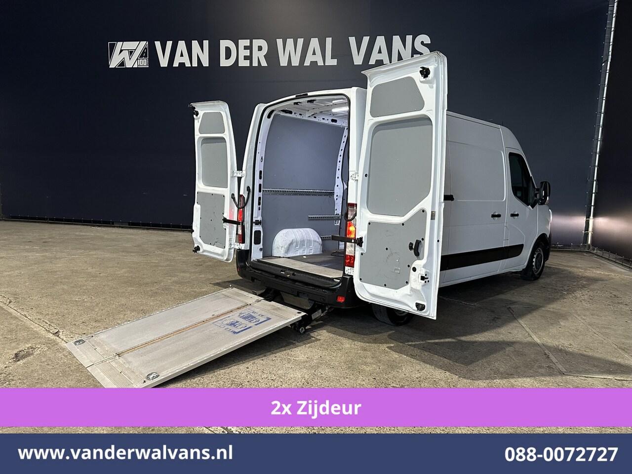 Renault Master - 2.3 dCi 150pk L2H2 Laadklep Euro6 Airco | 2x zijdeur | Camera | Navigatie | LED | Cruiseco - AutoWereld.nl