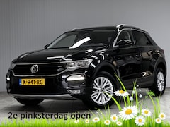 Volkswagen T-Roc - 1.5 TSI Style Business /150PK /Lane Assist /Apple + Android /DAB+ /Navi /Airco /Adaptief C