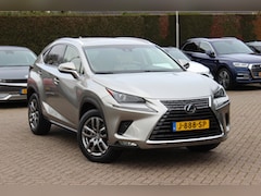 Lexus NX - 300h AWD Luxury Line / Dealer Onderhouden / Trekhaak / Camera / Leder / Keyless / 18'' / N
