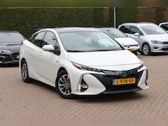 Toyota Prius - 1.8 Plug-in Dynamic / Camera / Navigatie / Matrix LED / Keyless / 15'' / Zonnepaneel / Sto