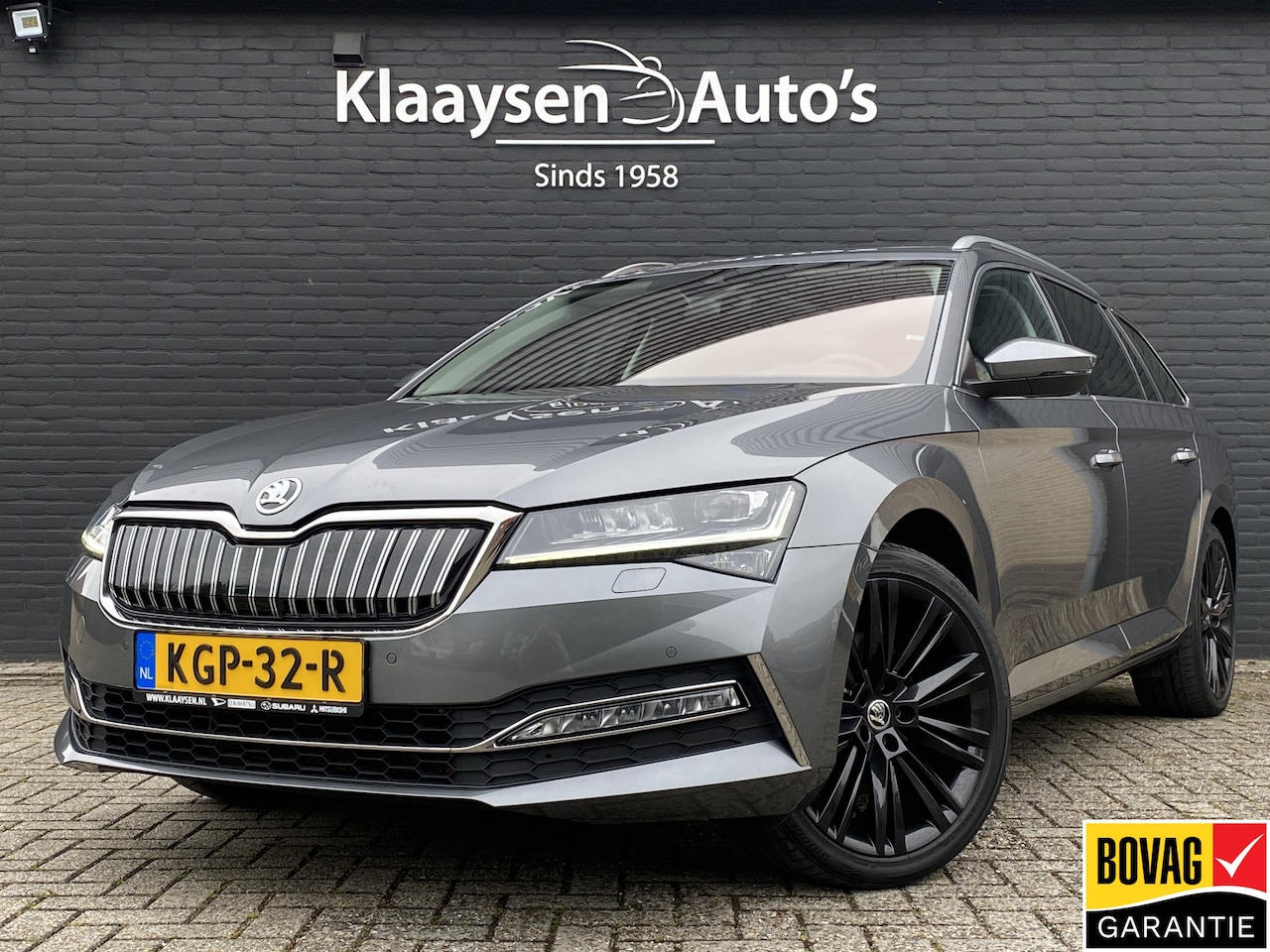 Skoda Superb Combi - 1.4 TSI iV 218 pk Business Edition Plus AUT. | 1e eigenaar | navigatie | panoramadak | tre - AutoWereld.nl