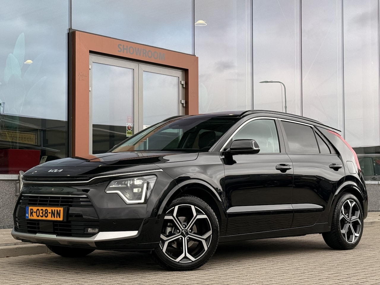 Kia Niro - 1.6 GDi Hybrid ExecutiveLine | Full option | BTW Auto | Dealer onderhouden | - AutoWereld.nl