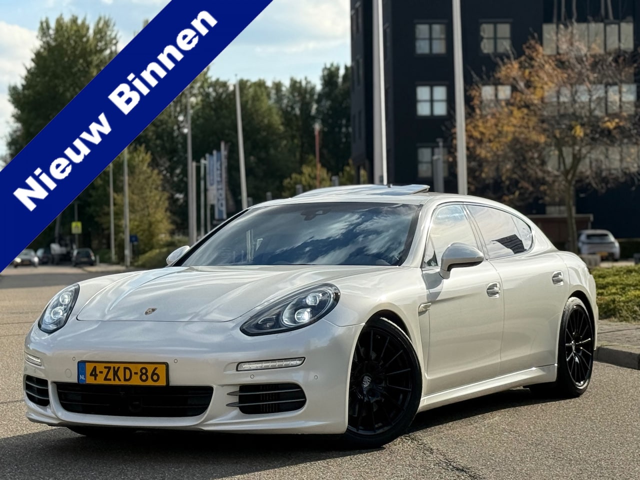 Porsche Panamera - 3.0 4S Executive TURBO 550PK+ LWB Executive+ VIP LANG - AutoWereld.nl