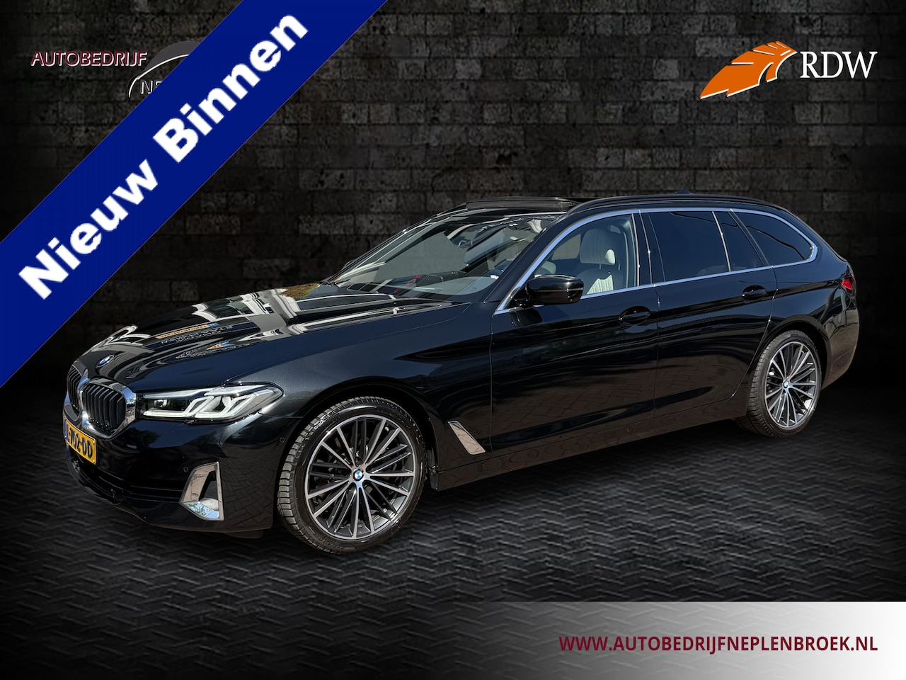 BMW 5-serie Touring - 520i High Executive | Pano | Leder | 04-2021 98.473 KM - AutoWereld.nl