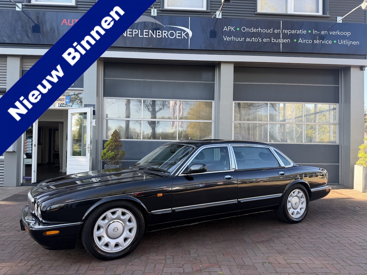Daimler Super V8 - 4.0 Bj 1998 V8 368pk Uniek !! Vol optie - AutoWereld.nl
