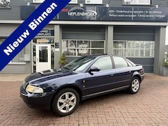 Audi A4 Limousine - 1.8 5V Comfort Bj 1997 Automaat Airco, Cv, Clima, Opendak