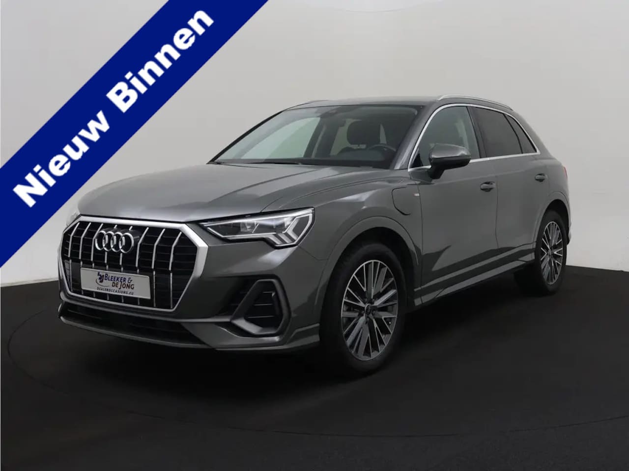 Audi Q3 - 45 TFSI e S edition | ex BPM | Design | 19"| LED | MMI Navi | camera | ACC | Ambiente | el - AutoWereld.nl