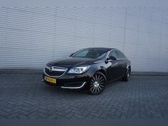 Opel Insignia - 1.6 CDTI Innovation AUTOMAAT - Airco / Navi / Cruise / Elektr. ramen / Lm velgen / APK t/m