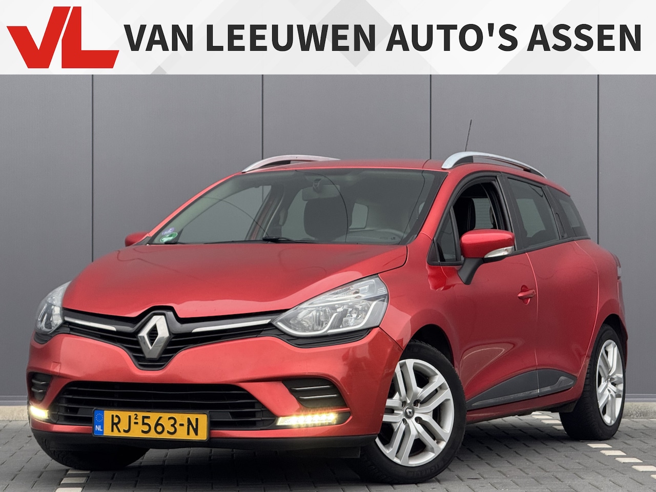 Renault Clio Estate - 0.9 TCe Zen | RIJKLAAR | Trekhaak | Navi - AutoWereld.nl