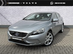 Volvo V40 - 2.0 T5 Summum | Adaptieve Cruise Control | BLIS | Keyless Entry | Driver Alert | Schakelmo