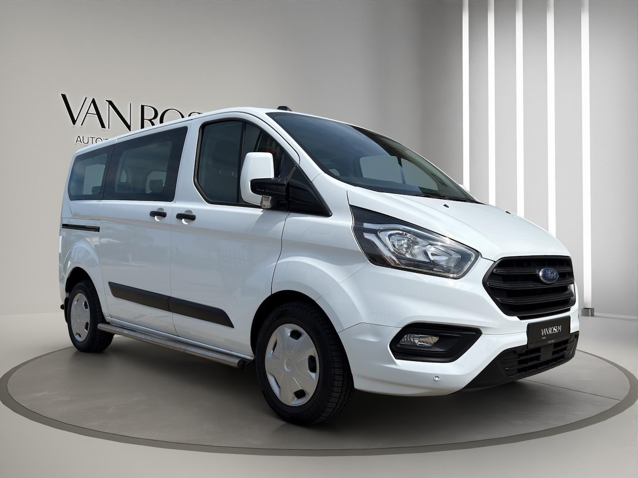Ford Transit Custom - 320 1.0 EcoBoost L1H1 PHEV Trend 9 Persoons | | Airco | Stoelverwarm. | Sidebars | Led | P - AutoWereld.nl