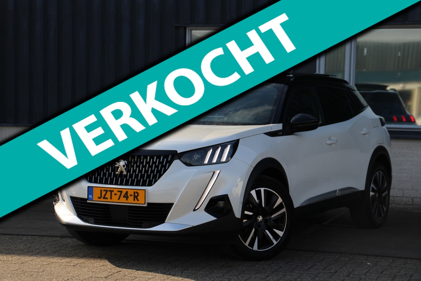 Peugeot 2008 - 1.2 GT 155PK Leder Pano Massage Trekhaak Stoelverw ACC Parelmoer Garantie - AutoWereld.nl