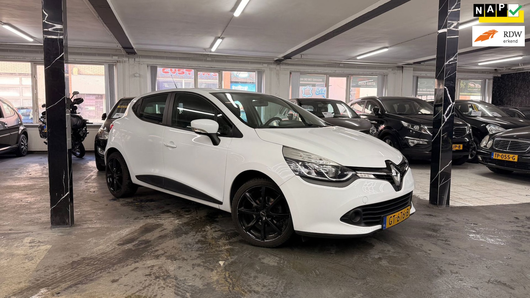 RENAULT CLIO