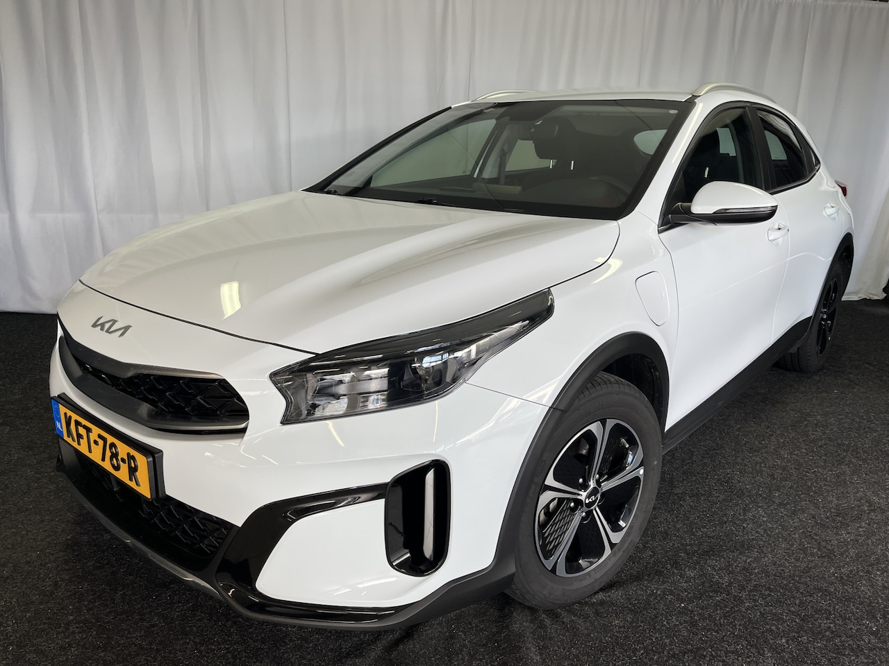 Kia XCeed - 1.6 GDi PHEV PLUG-IN DynamicLine FACELIFT/ECC/ADAPTIVE/CAMERA/APPLE/STOELVERW. - AutoWereld.nl