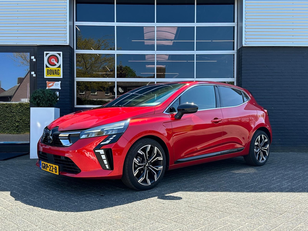 Mitsubishi Colt - 1.0T MT Instyle 1.0T MT Instyle, Airco, Cruise, Camera, CarPlay, Lane Assist, NAP - AutoWereld.nl