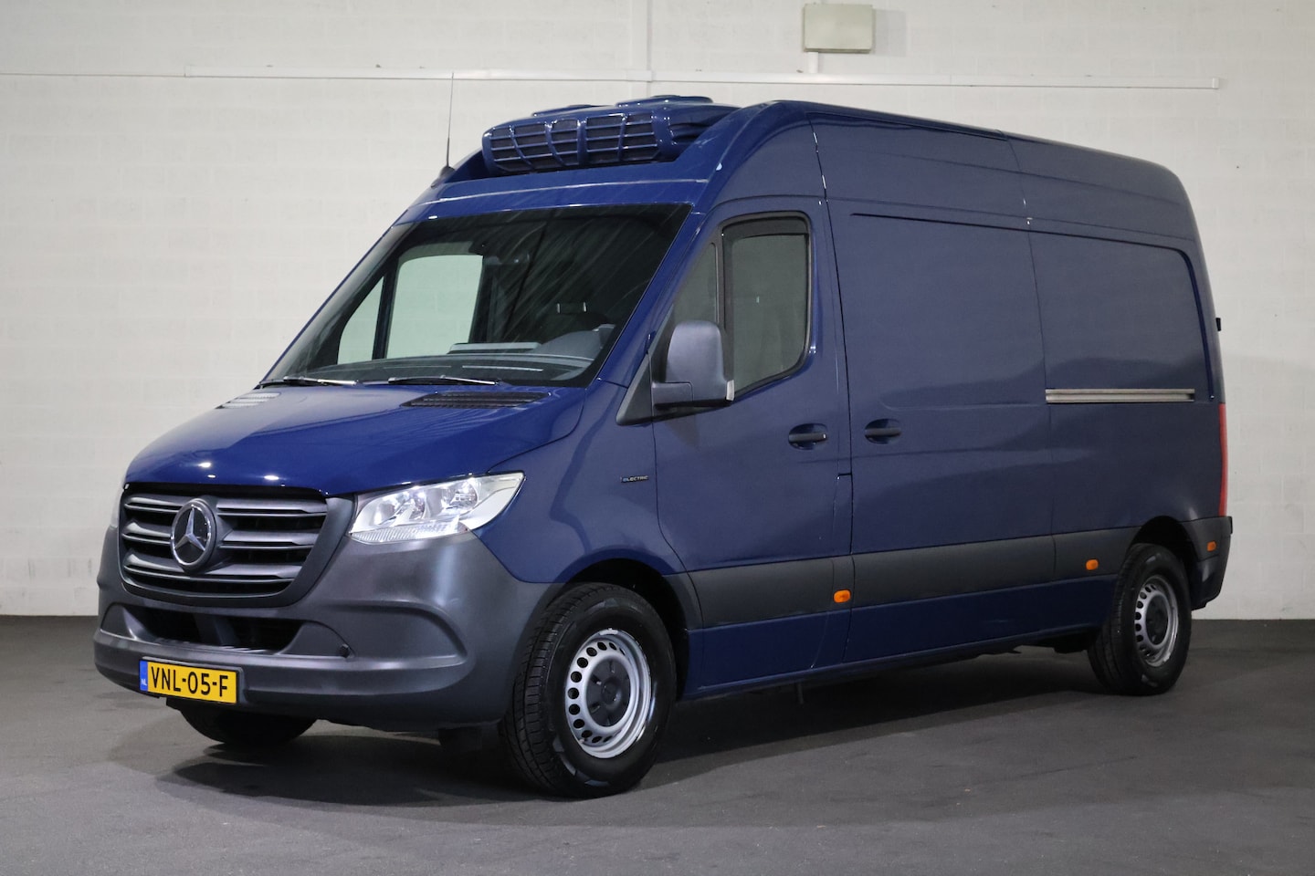 Mercedes-Benz eSprinter - L2 H2 55 kWh Koelwagen - AutoWereld.nl