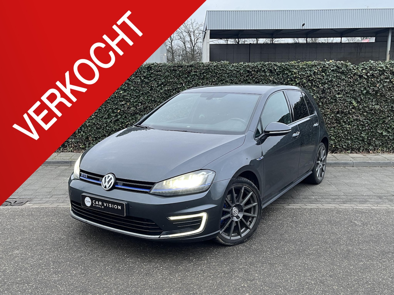 Volkswagen Golf - 1.4 TSI GTE * Carplay * Camera * Navi * Apk 2026 - AutoWereld.nl