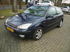 Ford Focus - 1.6-16V Futura