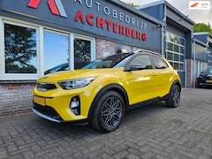 Kia Stonic - 1.0 T-GDi DynamicLine Carplay Camera Navigatie Nette Auto Dealer Onderhouden
