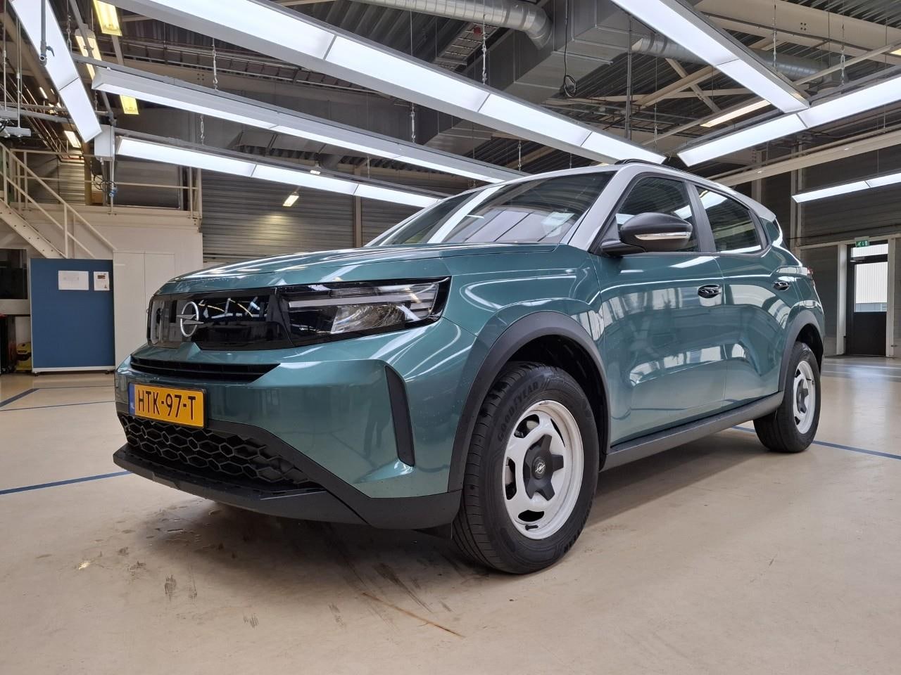 Opel Frontera - 1.2 Turbo Hybrid Edition 145pk | 8 Jaar garantie! | Navigatie | Achteruitrijcamera | Comfo - AutoWereld.nl