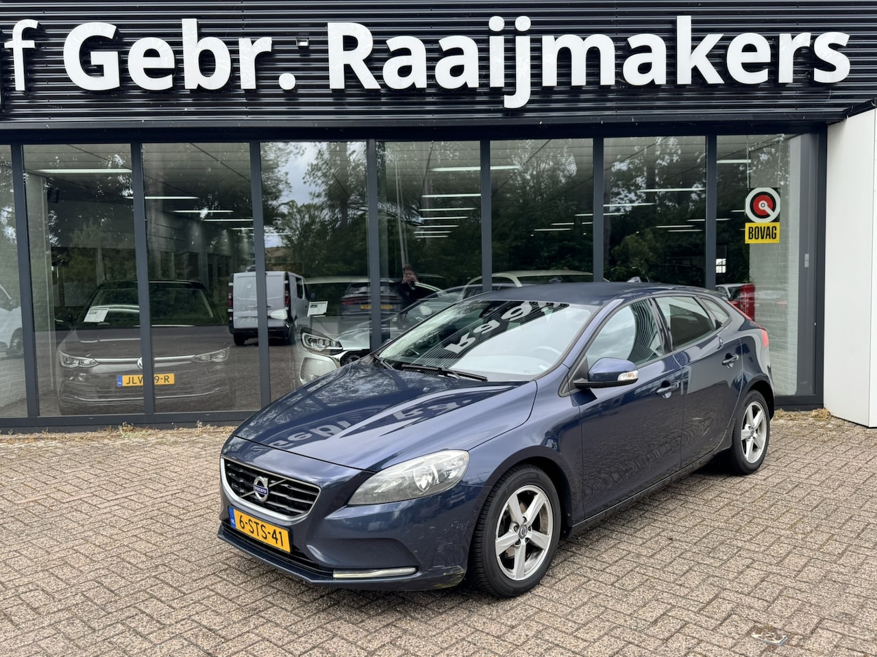 Volvo V40 - 1.6 D2 Kinetic*Navi*ECC*EXPORTPRIJS* - AutoWereld.nl
