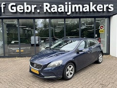 Volvo V40 - 1.6 D2 Kinetic*Navi*ECC*EXPORTPRIJS