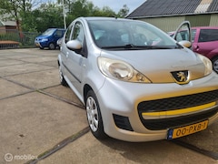 Peugeot 107 - 1.0-12V Millesim 200 137977 KM NAP