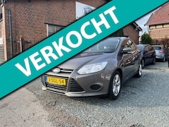 Ford Focus - 1.0 EcoBoost Trend ( Airco + Elektrische ramen + Nieuwe apk )
