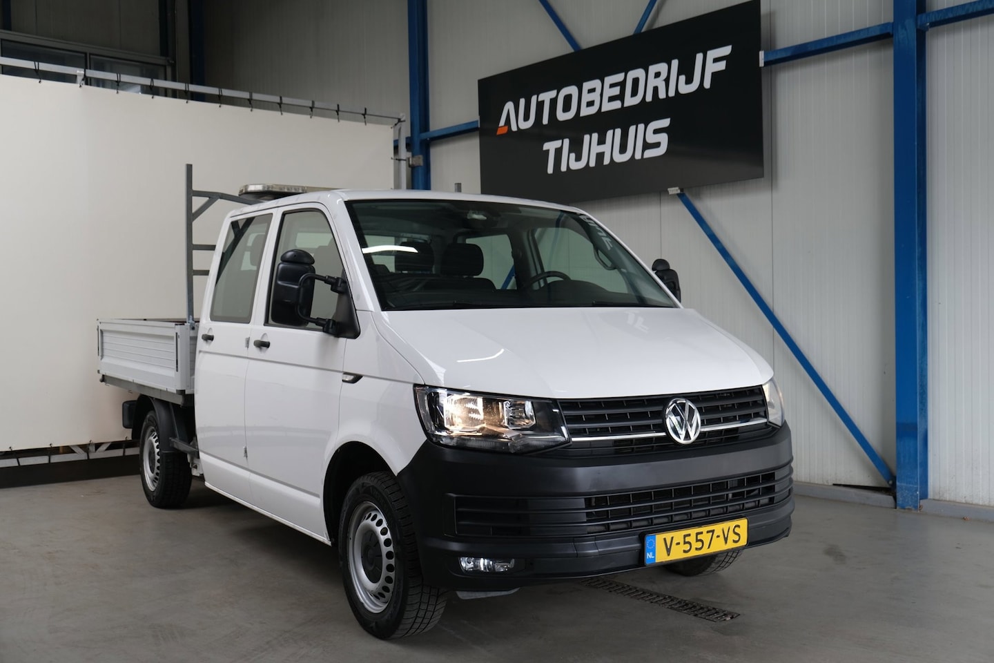 Volkswagen Transporter - 2.0 TDI L2H1 DC Comfortline Pick-up - Airco, Cruise, PDC, Trekhaak. - AutoWereld.nl