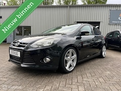 Ford Focus - 1.6 EcoBoost Business Sport