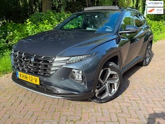 Hyundai Tucson - 1.6 T-GDI PHEV Premium Sky 4WD 265 PK 1Eig. b.j. 4-2024 72000km leer, Panodak , 19"lm , tr