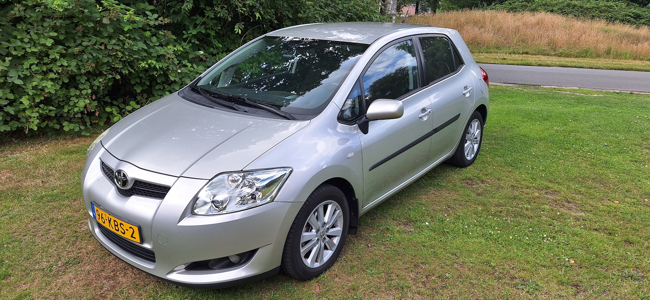 Toyota Auris - 1.6 Dynamic - AutoWereld.nl